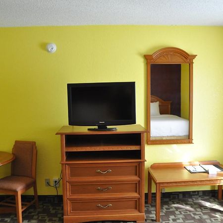 Comfort Inn & Suites Airport Little Rock Room photo