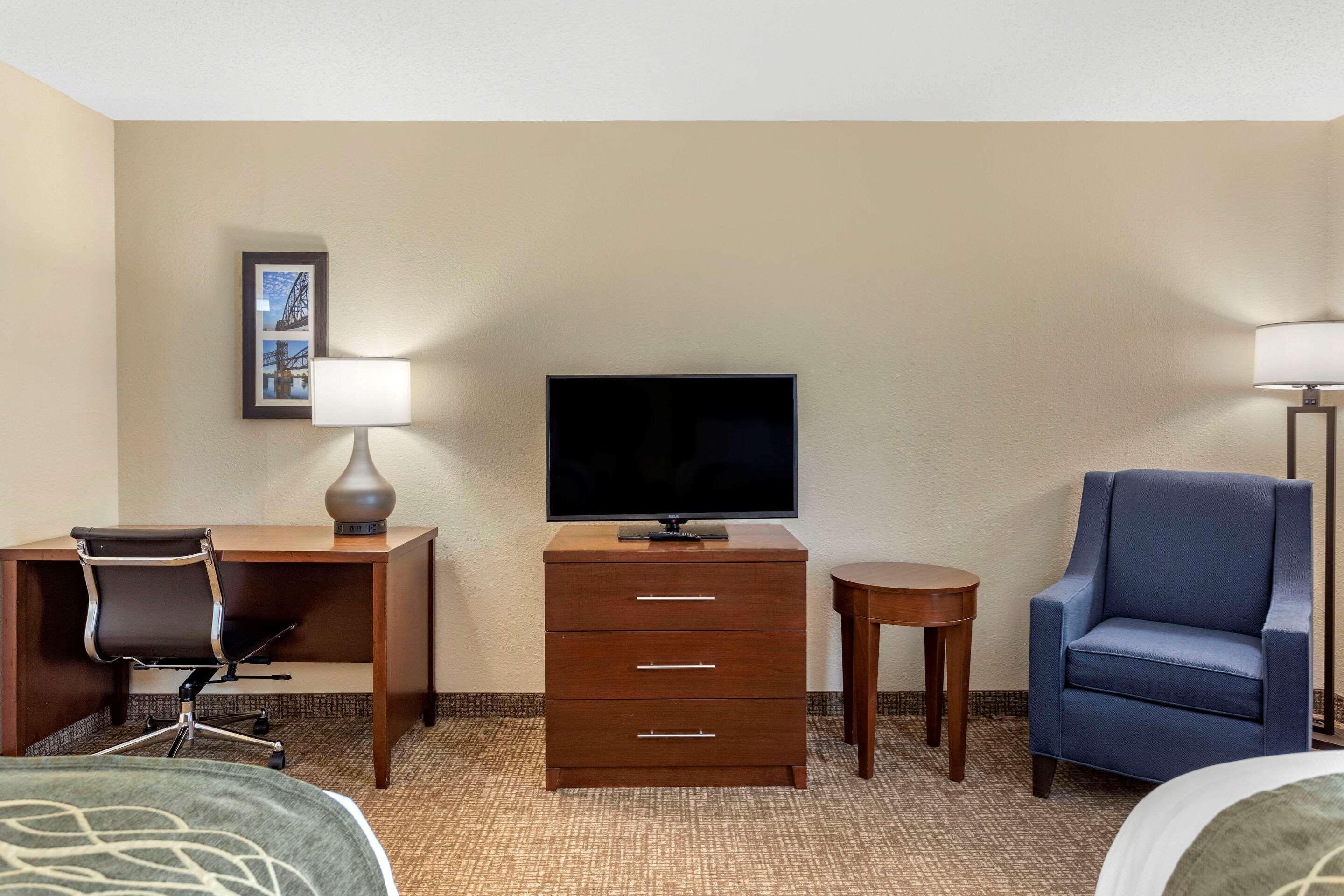 Comfort Inn & Suites Airport Little Rock Exterior photo