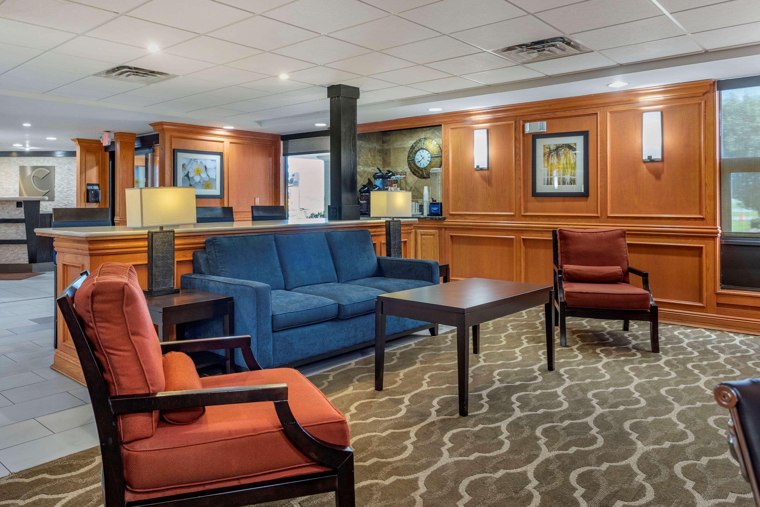 Comfort Inn & Suites Airport Little Rock Exterior photo