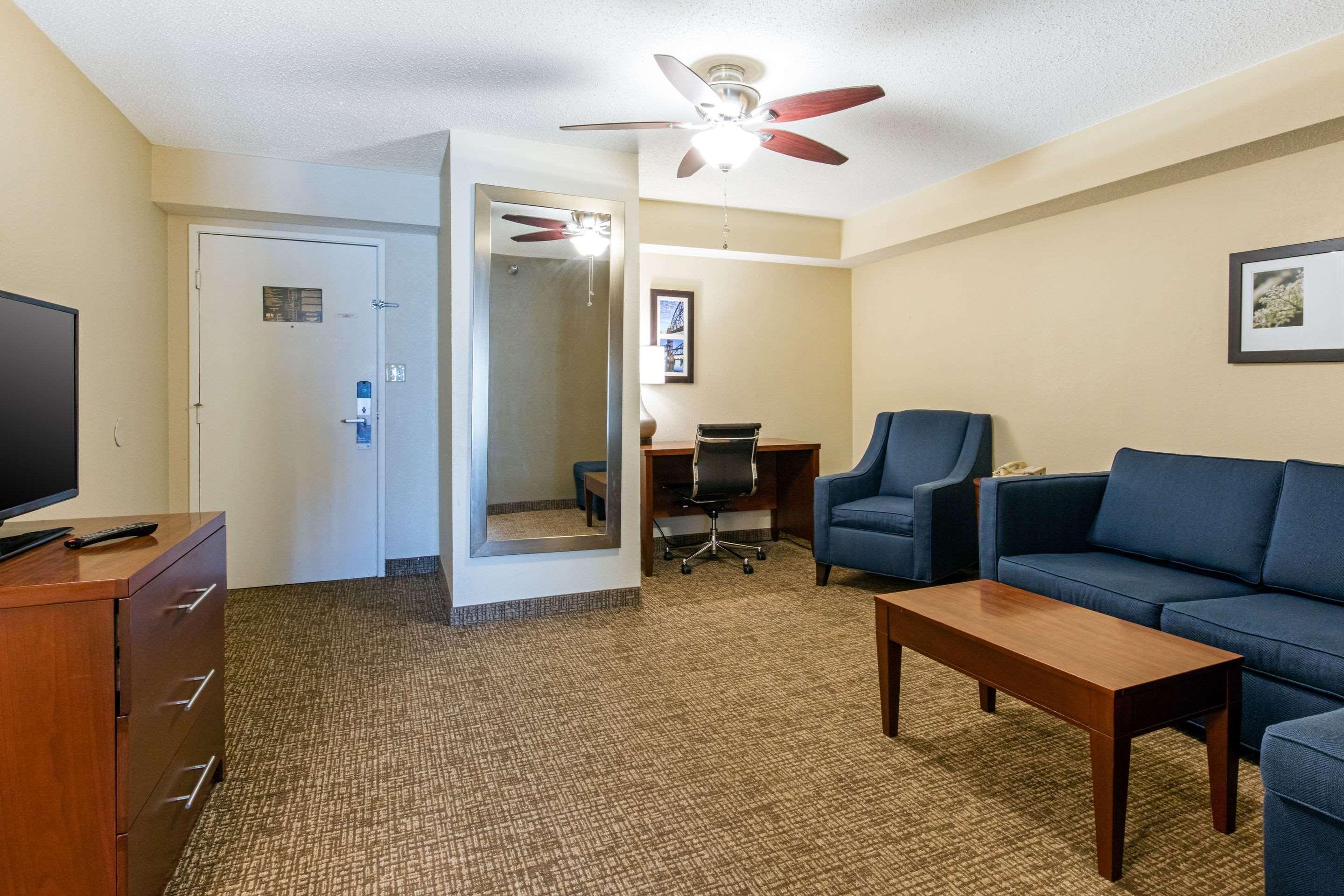 Comfort Inn & Suites Airport Little Rock Exterior photo
