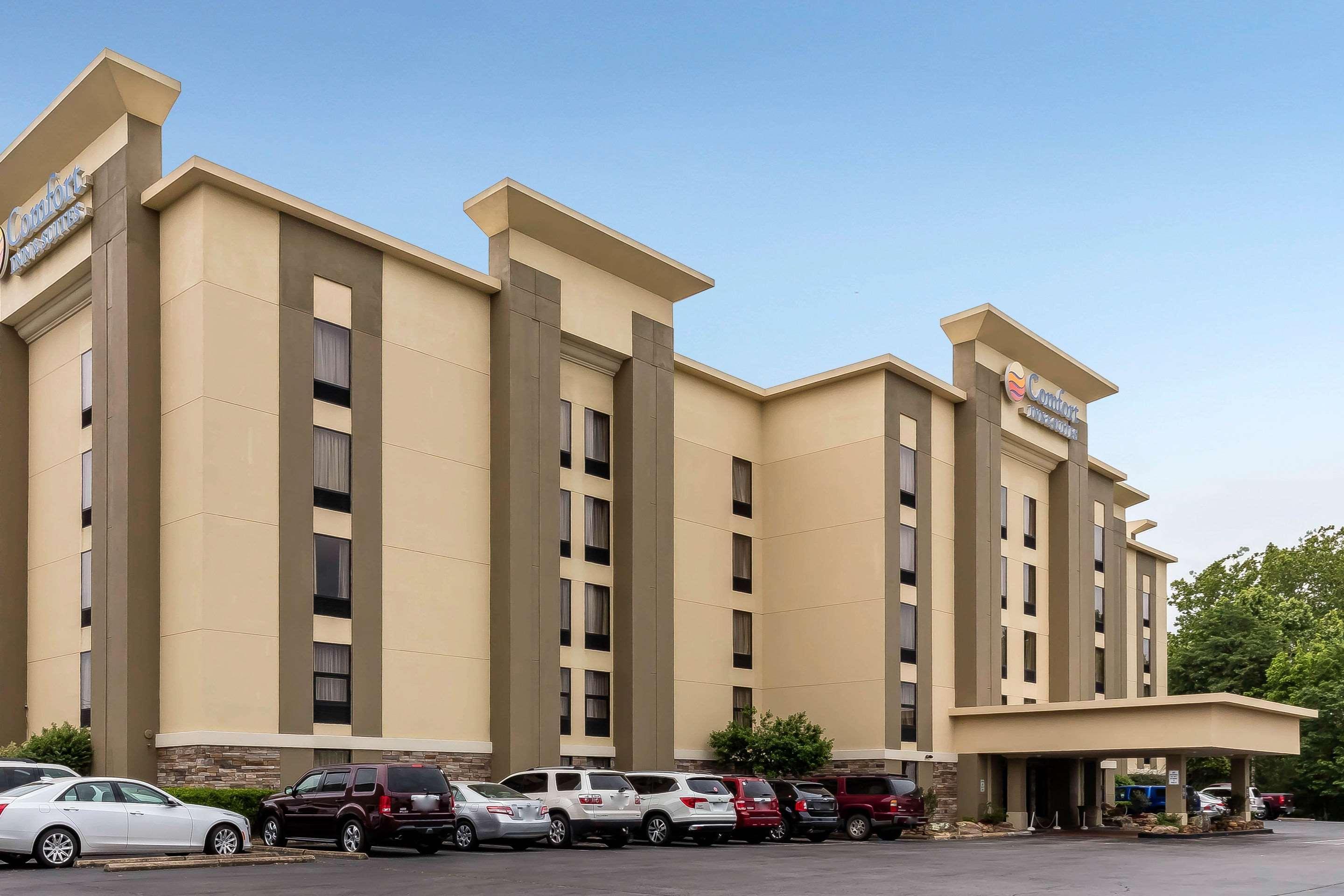 Comfort Inn & Suites Airport Little Rock Exterior photo